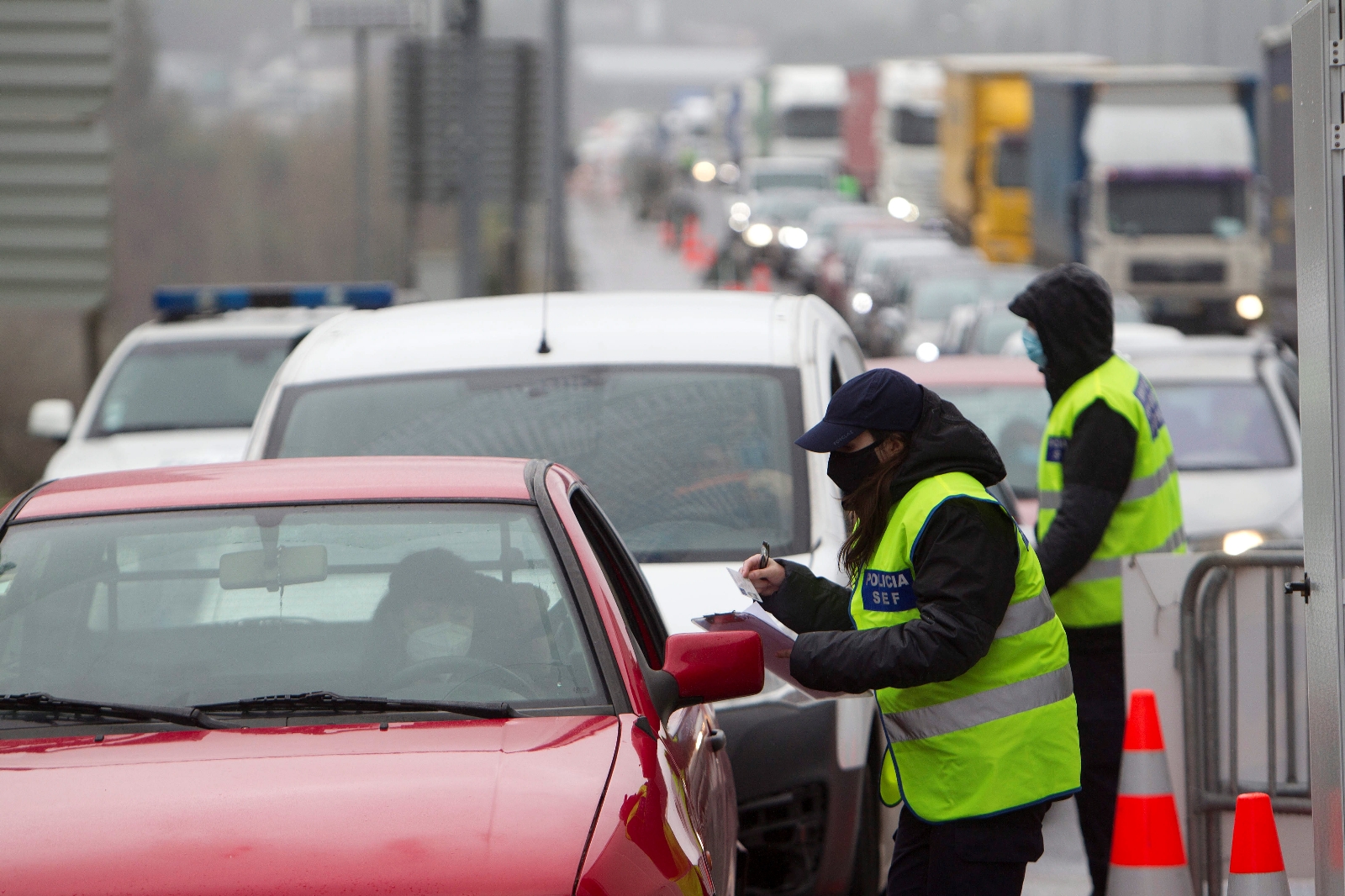 Portekiz, İspanya sınırındaki kısıtlamaları 15 Nisan’a kadar uzattı