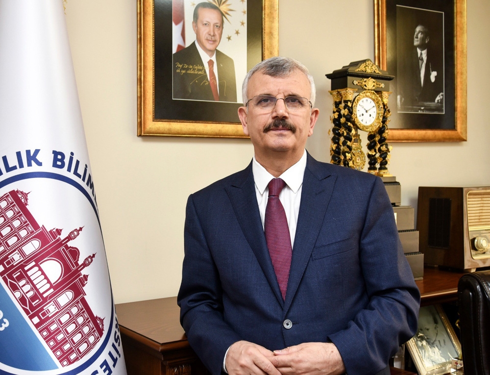 Prof. Dr. Cevdet Erdöl: 