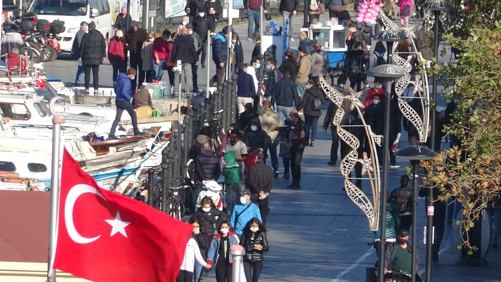 Prof. Dr. Şener’den Covid-19 aşılarıyla ilgili önemli açıklama