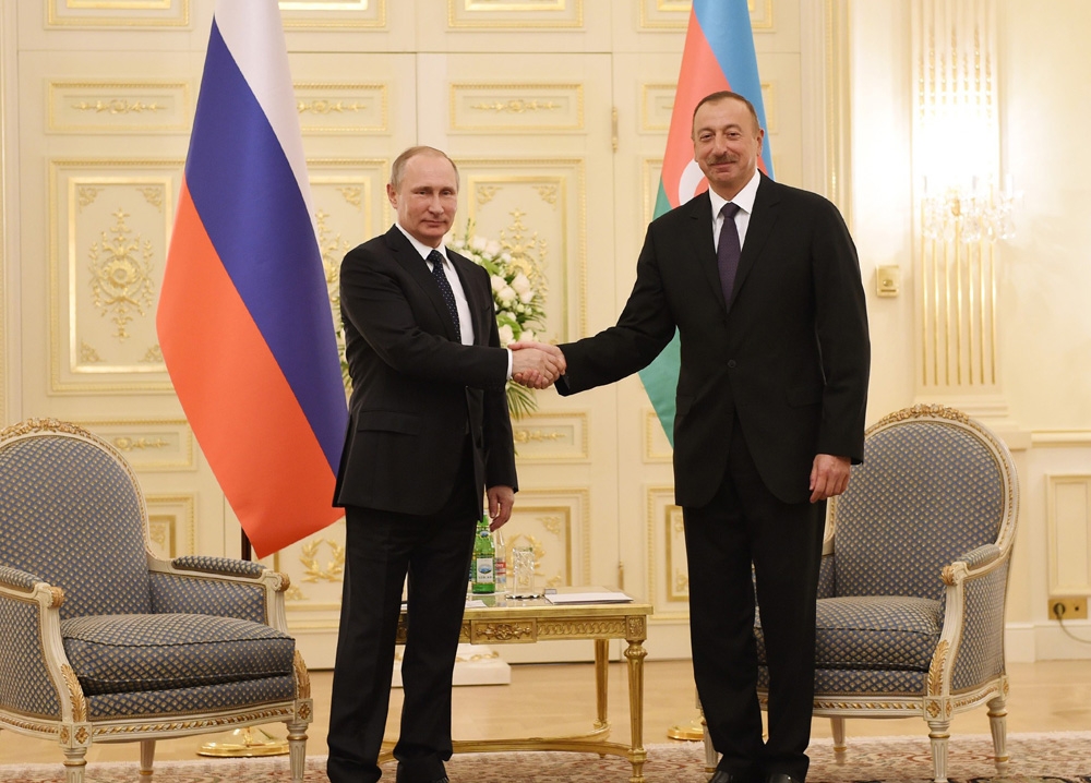Putin ve Aliyev, Dağlık Karabağ sorununu görüştü
