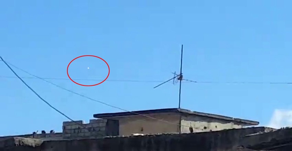 Rejime ait bir L-39 savaş uçağı düşürüldü