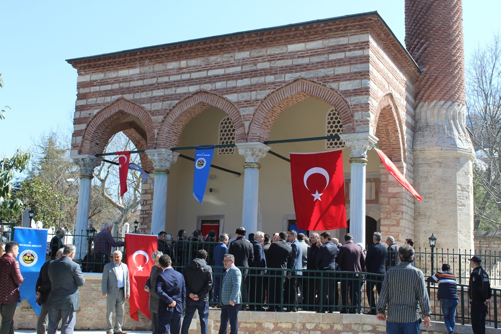 Restorasyonu tamamlanan Burmalı Mescit ibadete açıldı