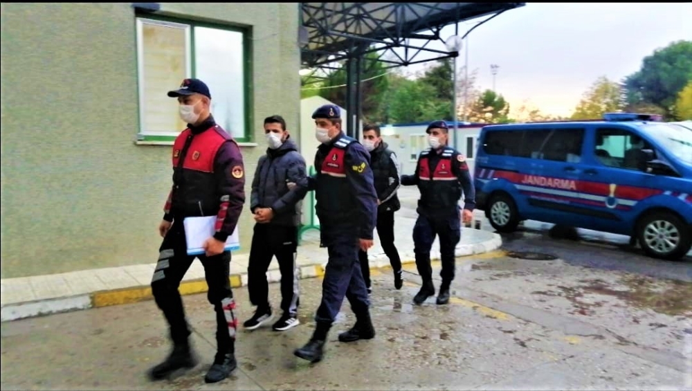 Rus eşinden çocuklarını kaçıran baba yakalanmasından sorumlu tuttuğu arkadaşını vurdu