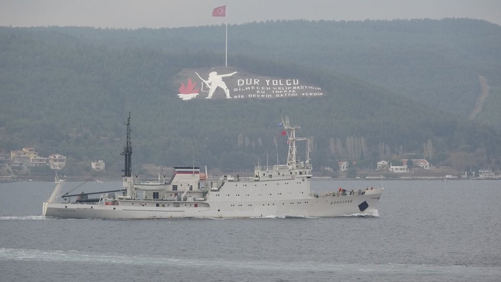 Rus İstihbarat Gemisi Çanakkale Boğazından Geçti