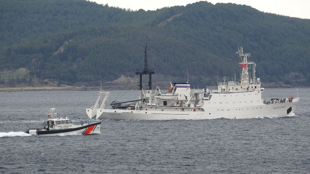 Rus istihbarat gemisi ‘Donuzlav’, Çanakkale Boğazı’ndan geçti