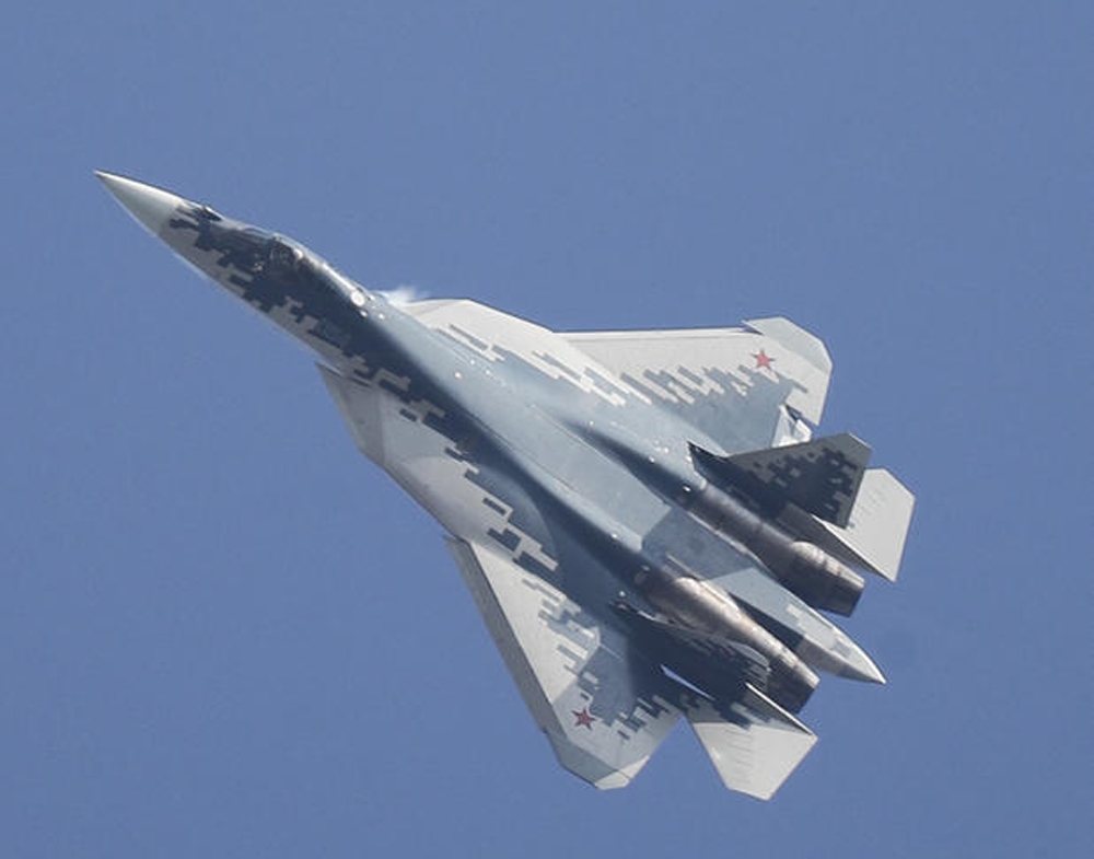 Rusyada Su-57 Savaş Uçağı, Test Uçuşu Sırasında Düştü