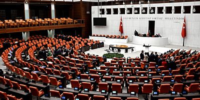 Saadet-Gelecek Grubu yeniden kuruldu! CHP'den vekil transferi