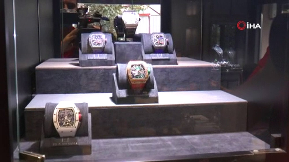 Saatler de altın kadar değerlendi