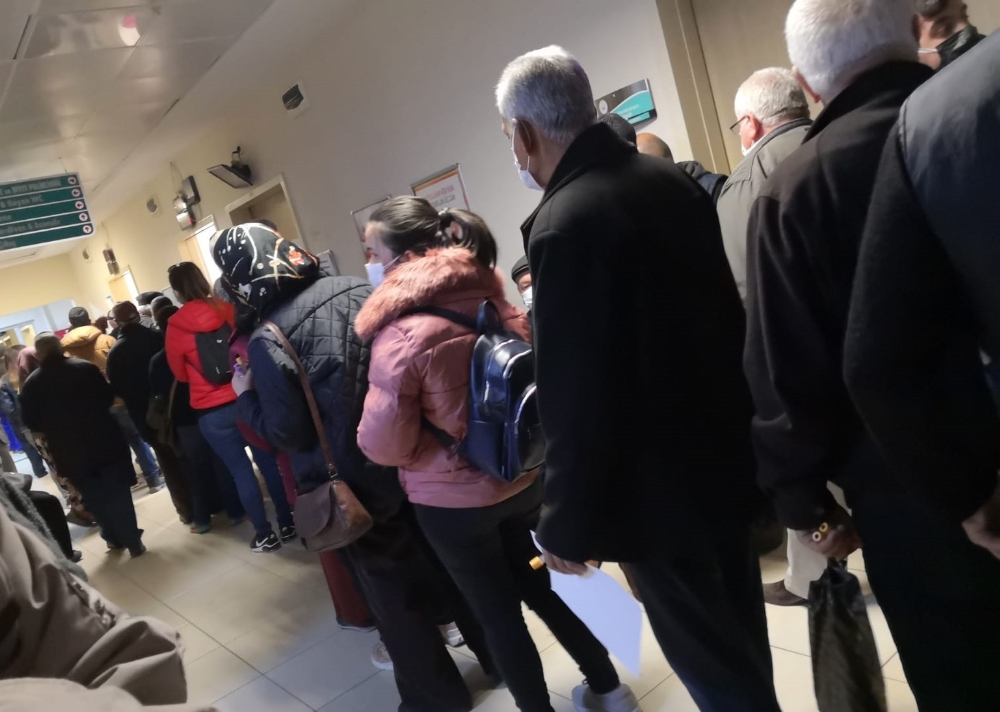 Sağlık ararken sağlıklarını hiçe sayıyorlar