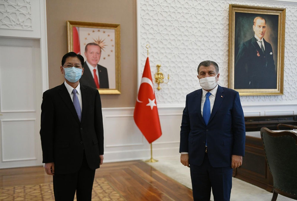 Sağlık Bakanı Koca, Çin’in Ankara Büyükelçisi Liu Shaobin ile görüştü