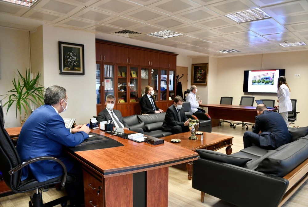 Sağlık Bakanı Koca’dan İstanbul Eğitim ve Araştırma Hastanesi’nde ‘Kapasite’ toplantısı