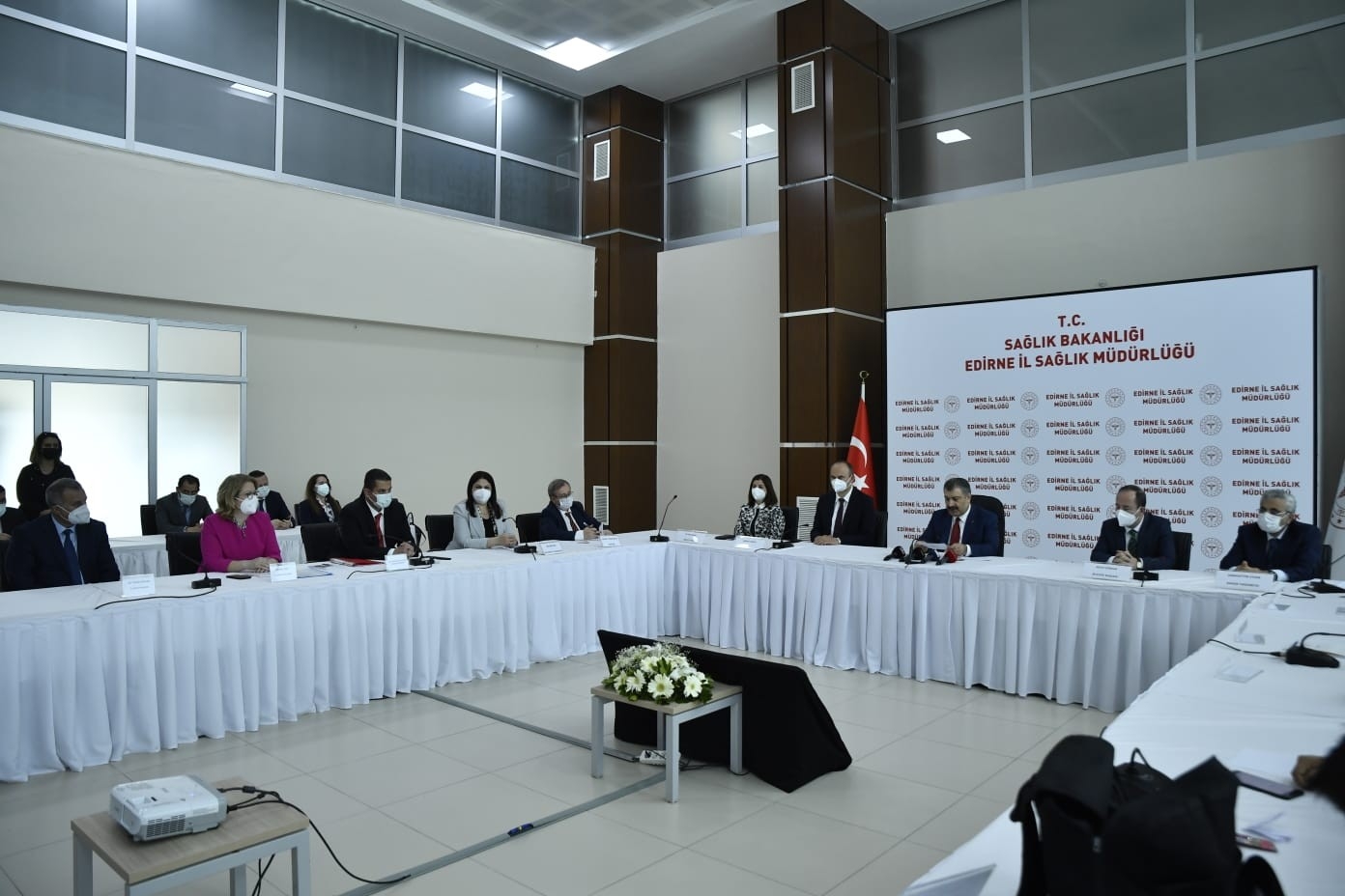 Sağlık Bakanı Koca’dan önemli açıklamalar