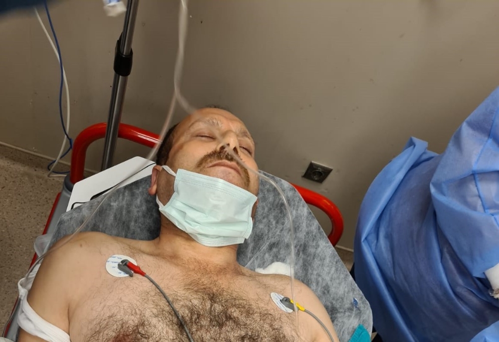 Sağlık çalışanı para vermediği için bıçaklandı