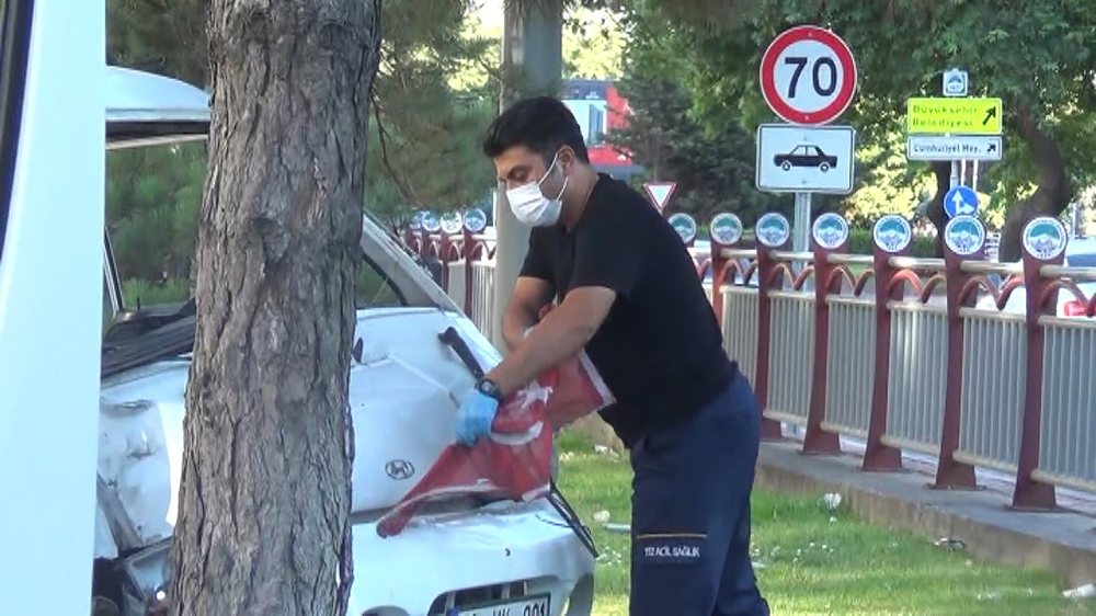 Sağlık çalışanının ’Türk bayrağı’ hassasiyeti