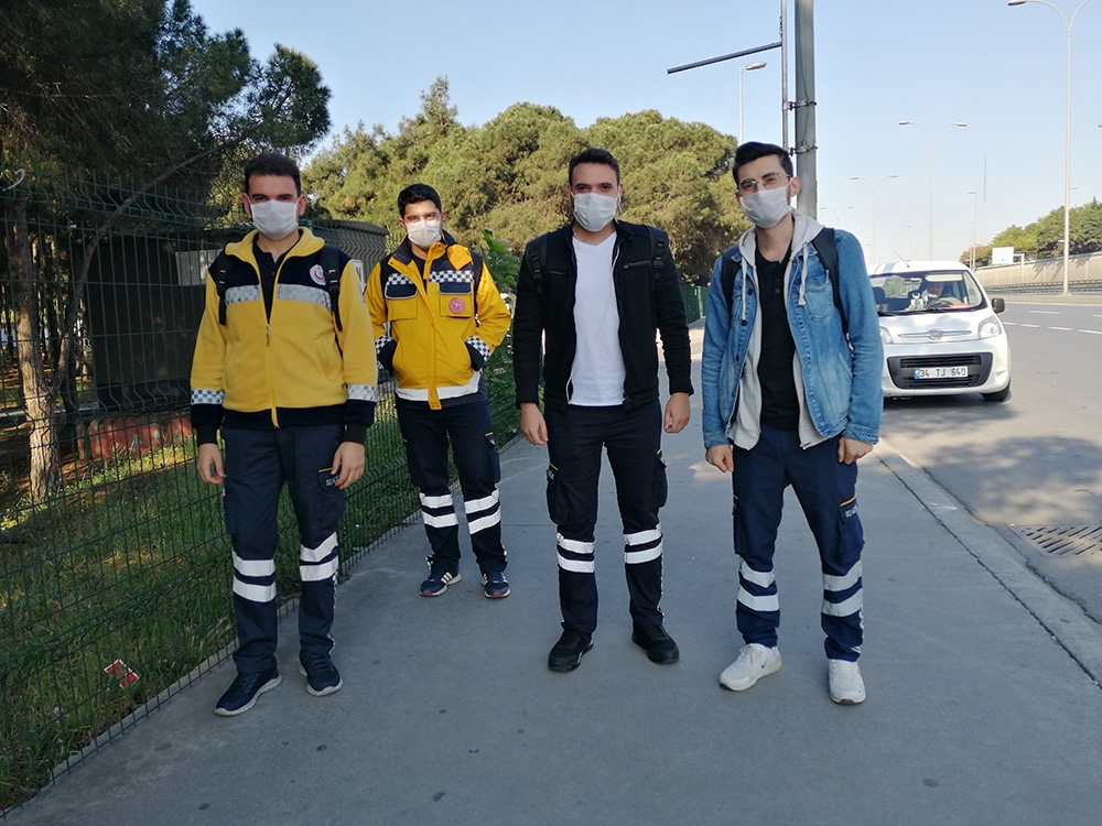 Sağlık çalışanları bayram mesaisinde