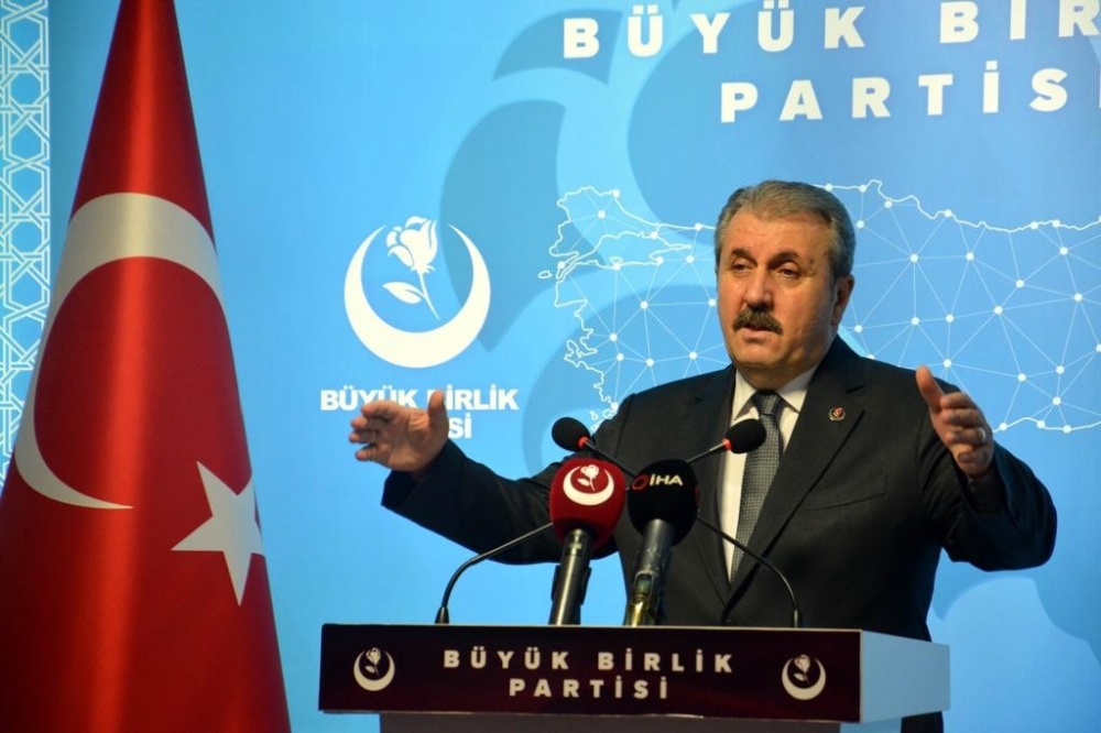 “Sağlık çalışanlarına yönelen şiddet eylemlerinin en ağır şekilde cezalandırılması artık bir zaruret