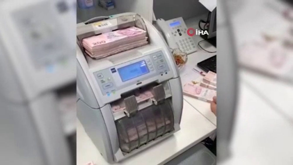 Sahte araç muayene sitesiyle 2 milyon lira vurgun yaptılar