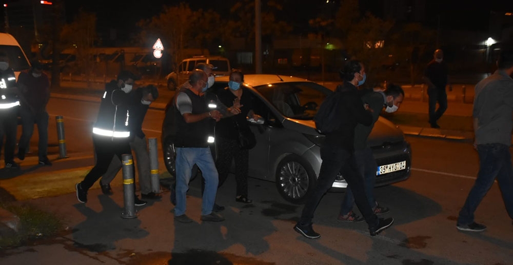 Sahte içki ölümleri şüphelisi 10 kişi tutuklandı