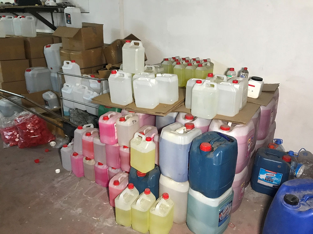 Sahte içki operasyonunda 7 ton etil alkol ele geçirildi