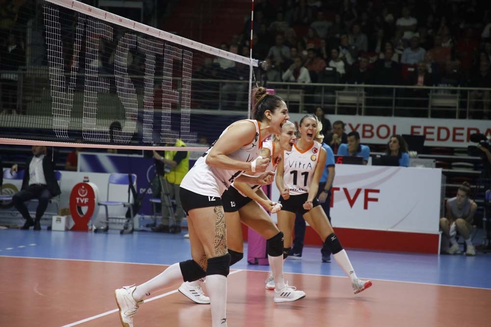 Şampiyonlar Ligi’nde derbi zamanı