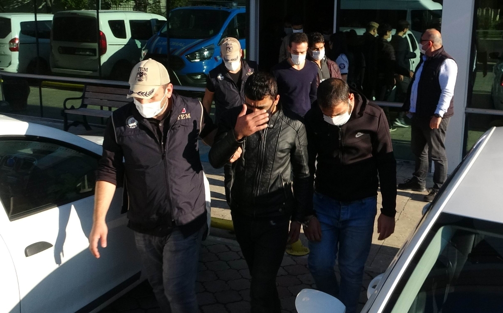 Samsun’da DEAŞ’tan 9 kişi adliyeye sevk edilip gözaltı süreleri uzatıldı