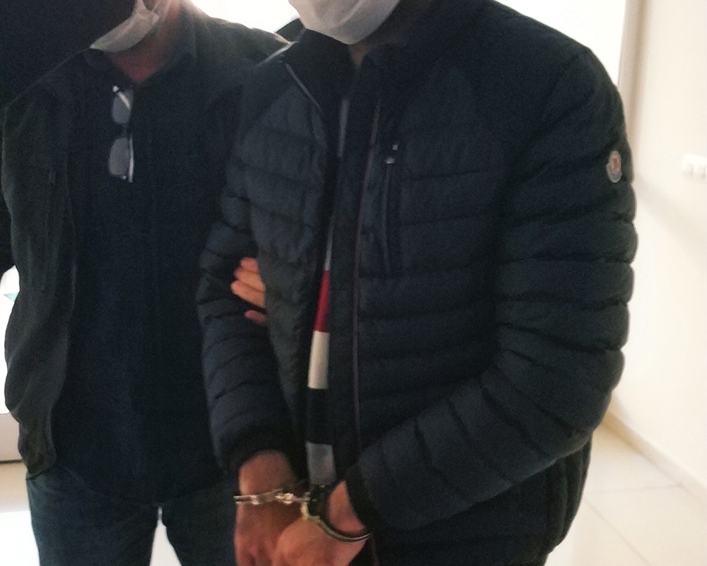 Samsun’da FETÖ’nün gaybubet evinde yakalanan şahıs adliyeye sevk edildi