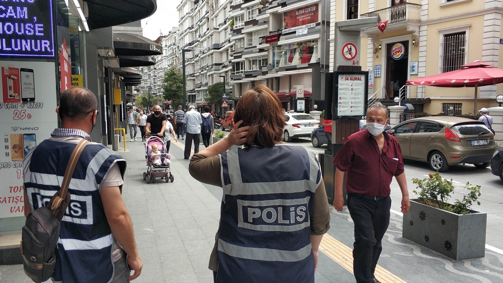 Samsun’da ’maske takın’ diye uyaran polise bıçaklı saldırı