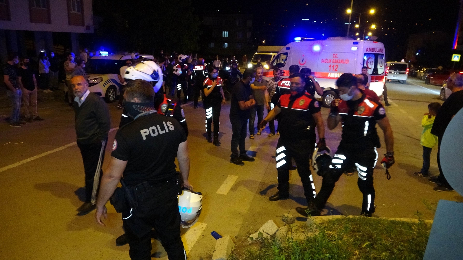 Samsun’da Yunus polisleri kaza yaptı: 2’si polis 4 yaralı
