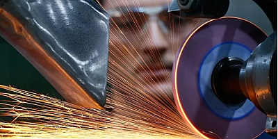 Sanayi üretimi yeniden pozitife döndü
