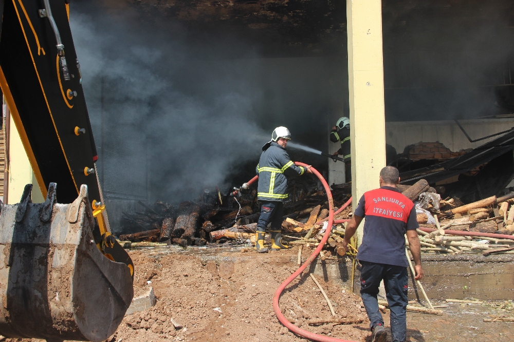 Şanlıurfa’da fırındaki yangına müdahale sırasında patlama: 6 yaralı