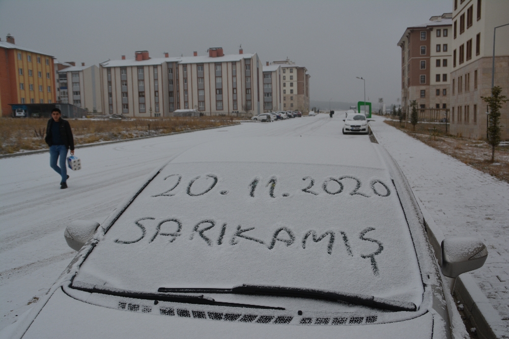 Sarıkamış beyaza bürüdü