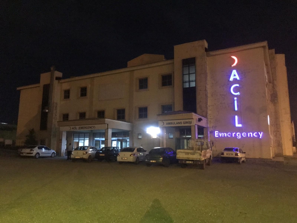 Sarıkamış’ta kız kaçırma kavgası: 19 yaralı