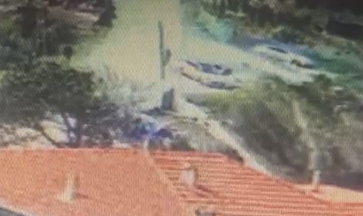 Sarıyer’de aracın 70 metreden düşme anı kamerada