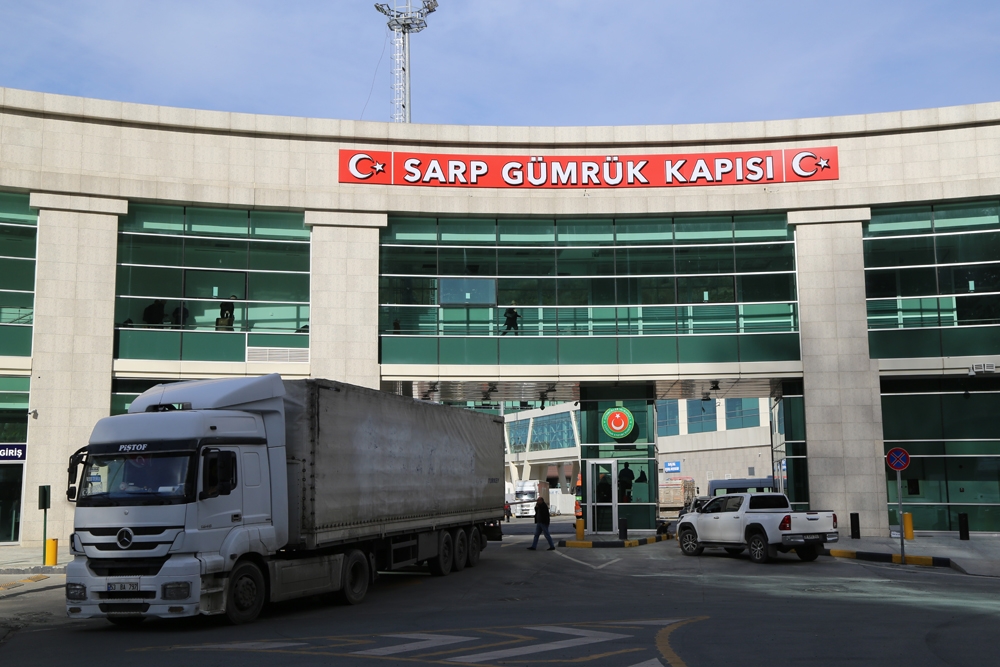 Sarp’ta ’Korona’ kuyruğu