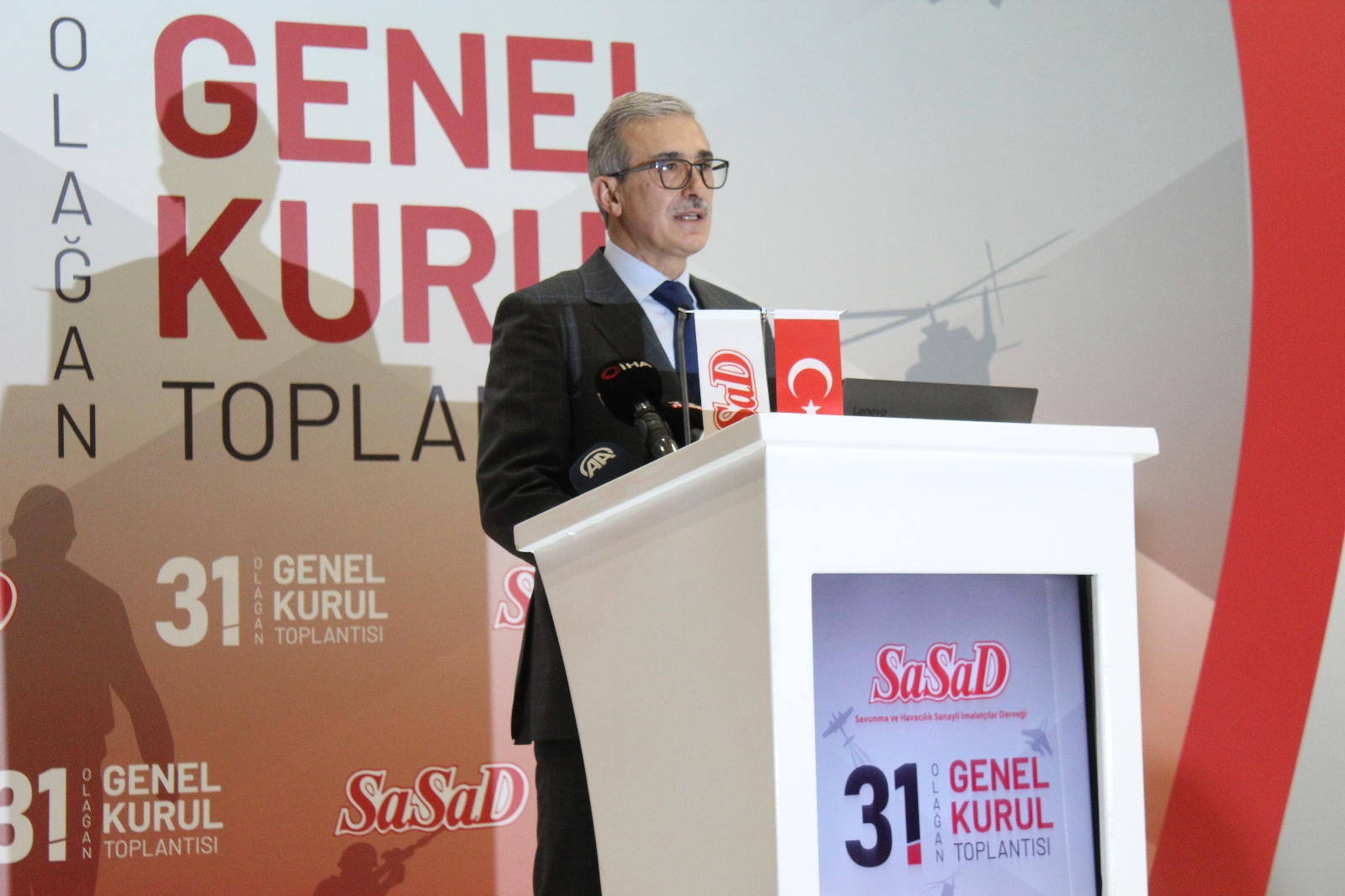 Savunma Sanayii Başkanı Demir: “Son 5 yılda ihracatımız yüzde 30 artarken ithalat yüzde 60 azaldı”