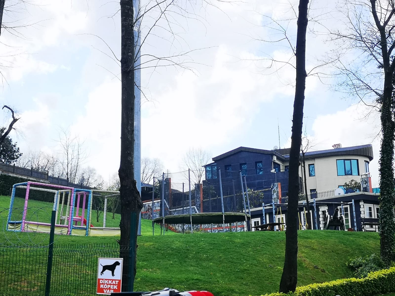 Sedat Peker’in Beykoz’daki villasında polis arama yapıyor