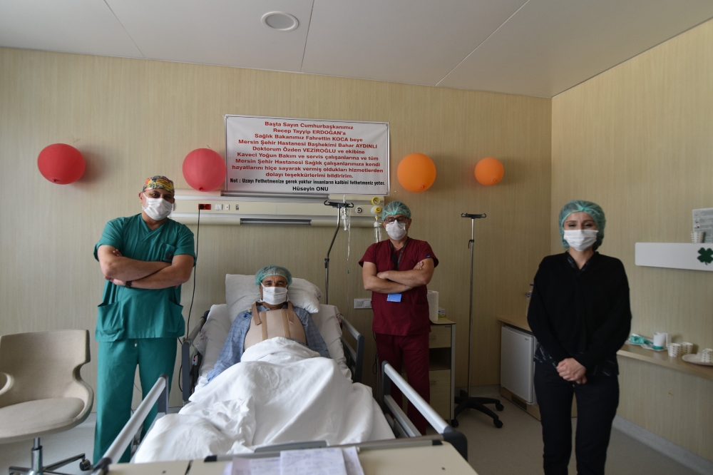 Şehir hastanesinde tedavi gören hastadan pankartlı teşekkür