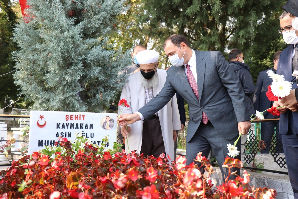 Şehit Kaymakam Safitürk vefatının 4’üncü yıl dönümünde kabri başında anıldı