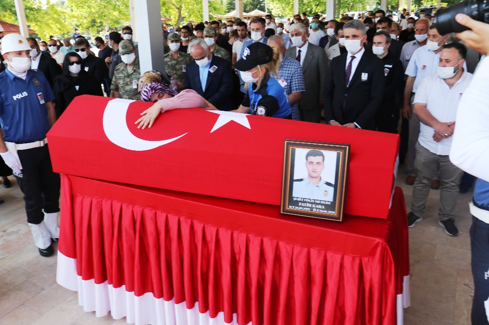 Şehit polis memleketinde son yolculuğuna uğurlandı