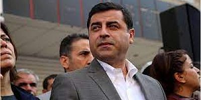 Selahattin Demirtaş aktif siyaseti bıraktığını açıkladı!