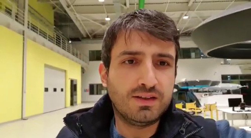 Selçuk Bayraktar: “Yaptığımız işleri şiir yazmaya benzetiyorum”