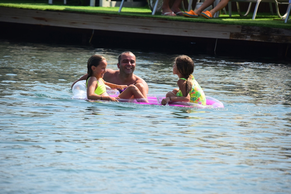 Semih Şentürk çocuklar gibi eğlendi