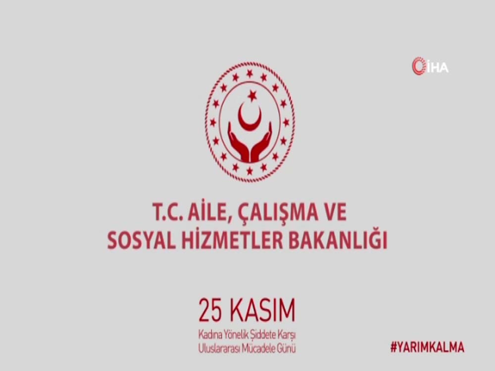 Senaryosunu Bakan Selçukun Yazdığı Kamu Spotunda Ünlü İsimler Kadına Şiddete Dur  Dedi