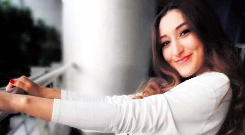 Sevgilisini Falçatayla Kesip Göl Kenarına Atan Sanığın Yargılanmasına Devam Edildi