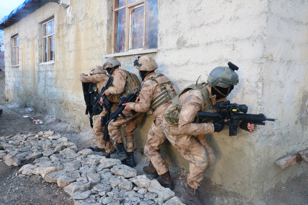 Siirt Ve Şırnakta Terör Operasyonu: 20 Gözaltı