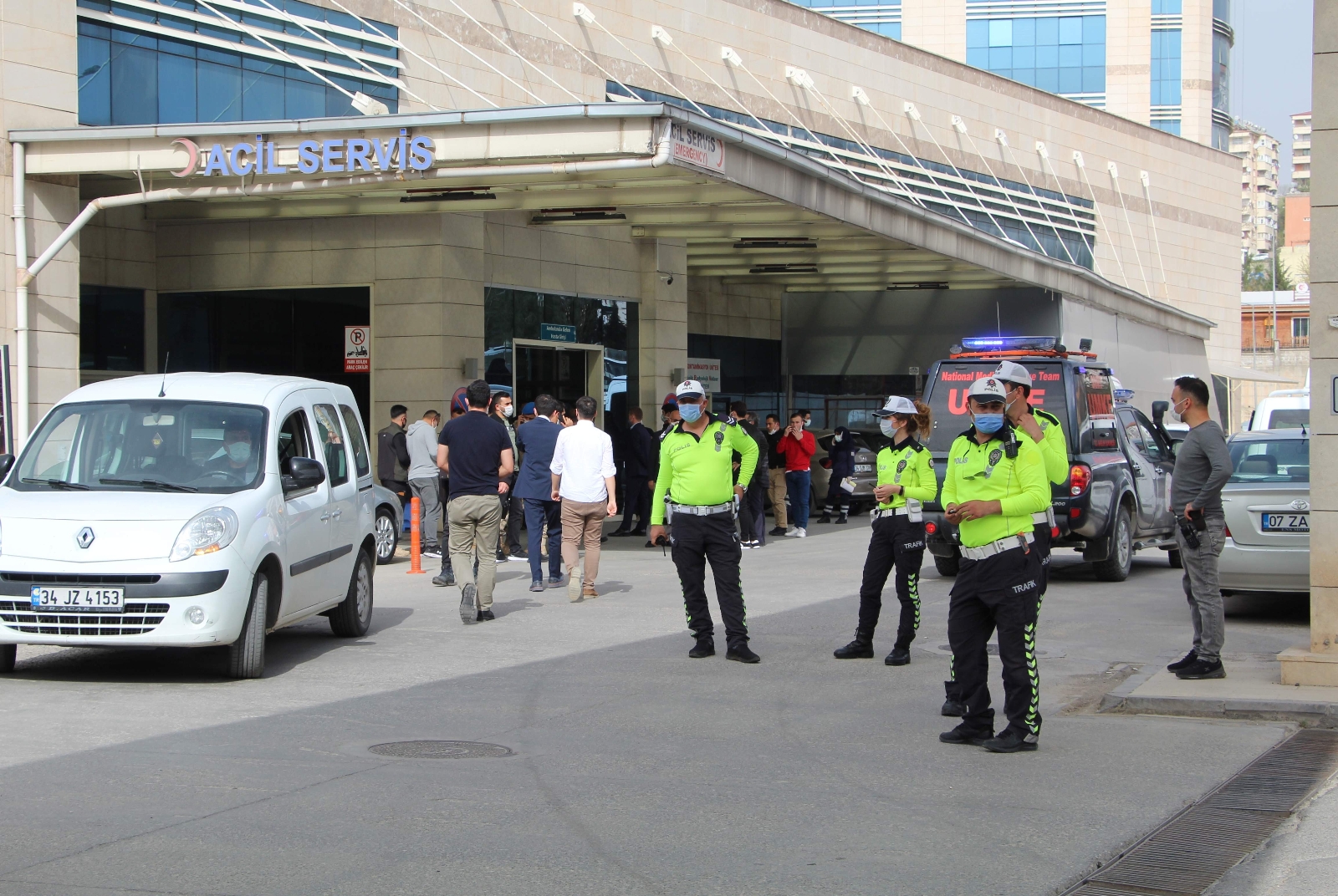 Siirt’te PKK’lı teröristlerle çıkan çatışmada 1 asker şehit oldu