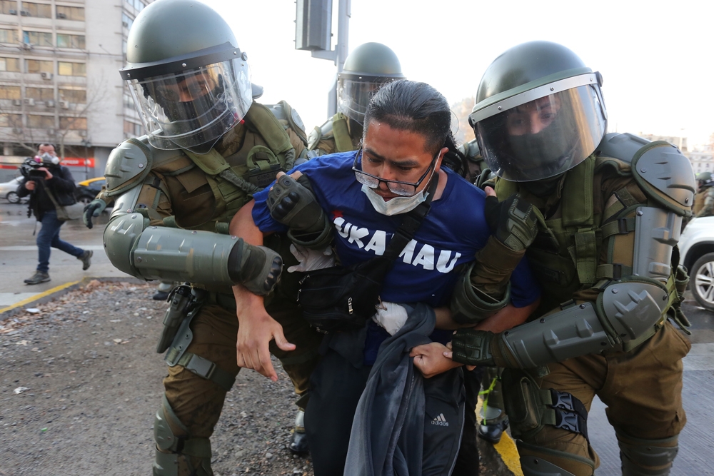 Şili’de protesto gösterisinde 20 kişi gözaltına alındı