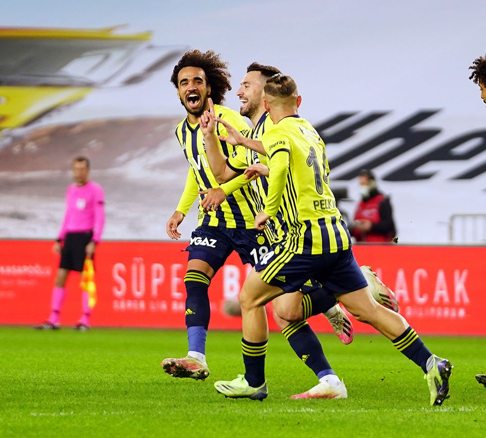 Sinan ilk golünü attı