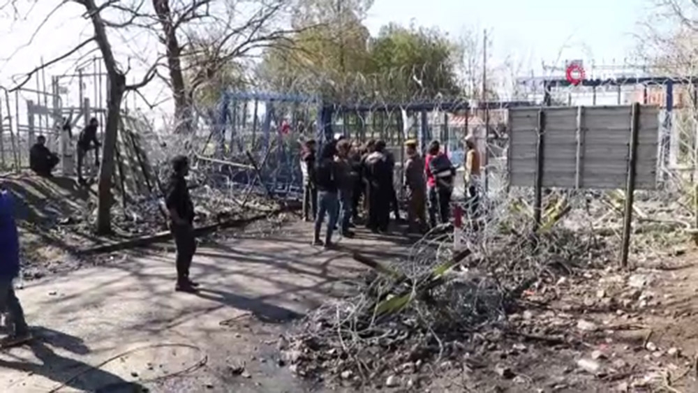 Sınır hattında 12 terörist yakalandı