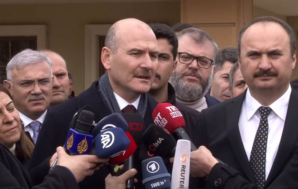 Sınıra tam donanımlı özel harekat polisi